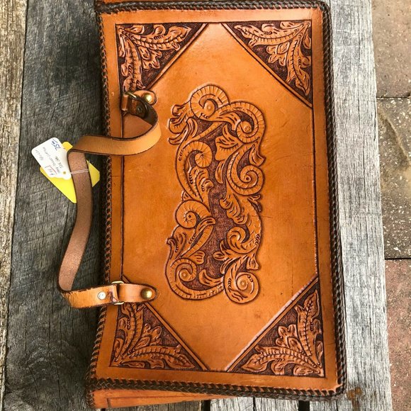 Hand tooled leather tote bag - Picture 10 of 10